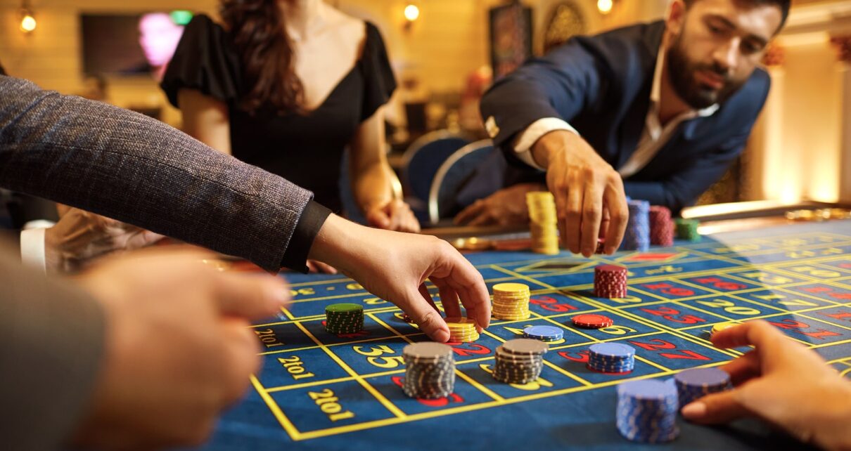 Win Big: Analyze the Thrill of Casino Competition